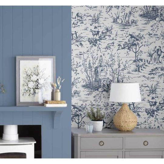 tmavomodre vidiecke zviera tvar rastlina vzor tapeta biela elegantna chalupa rodinny dom restauracia byt obyvacka spalna pobrezie.jpg